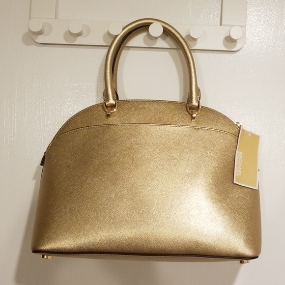 💕MICHAEL KORS💕 Emmy Large Dome Satchel Gold NWT - Picture 5 of 5